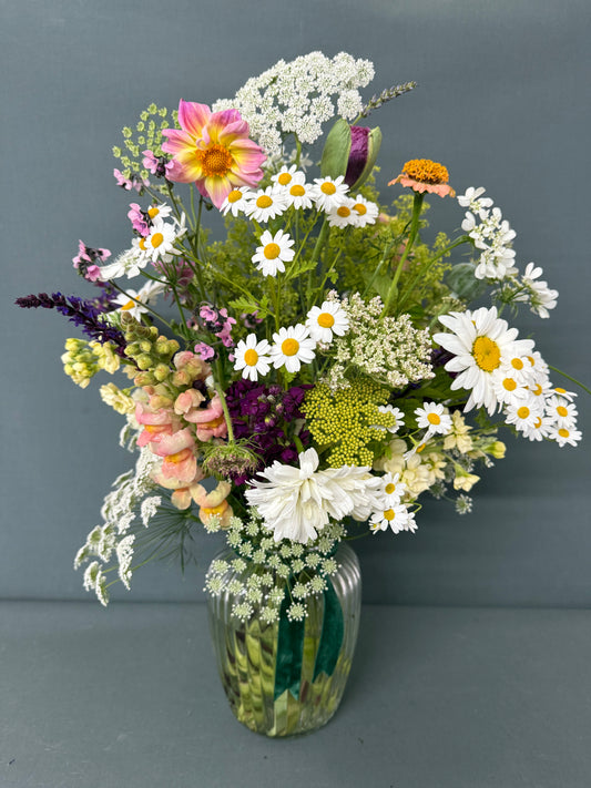 Mixed Seasonal Flowers - Super Luxury