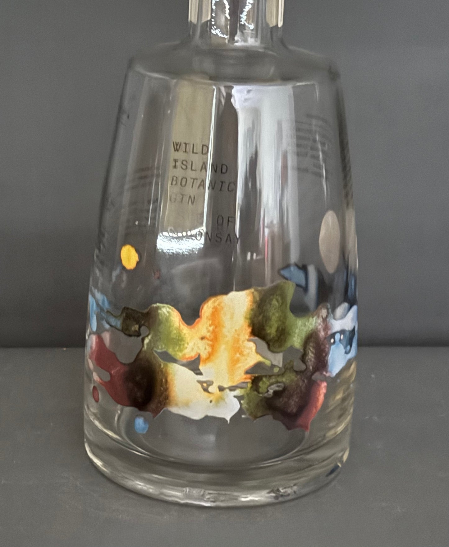 Isle of Colonsay Gin 'paired' with Ocean Theme Fabric Shade