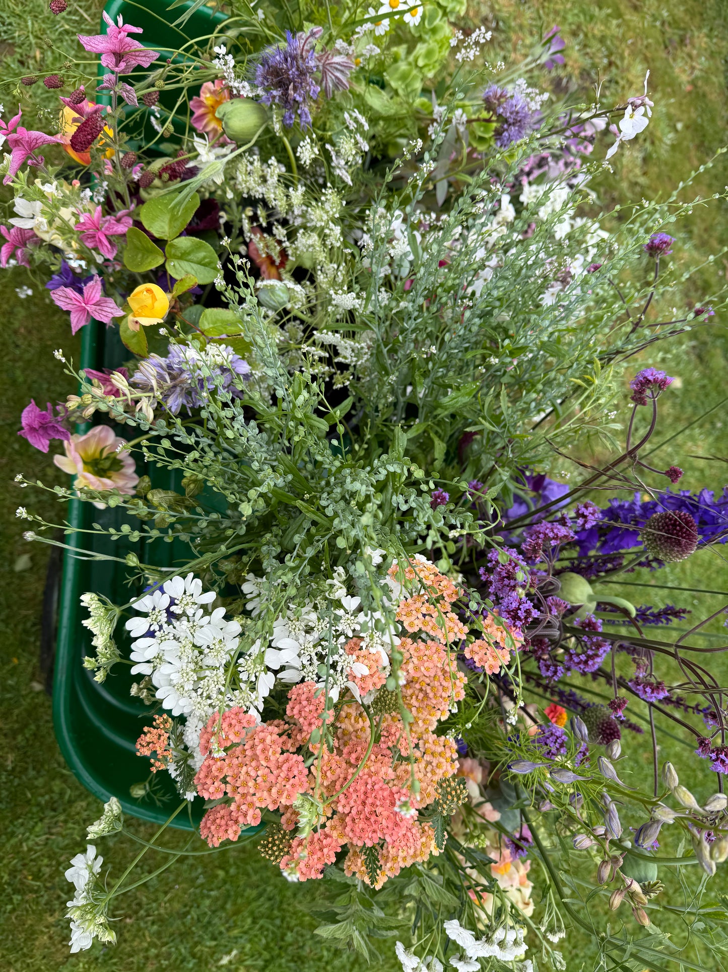 Monthly Flower Delivery (Prepaid) | 3, 6 or 9 Months | Starts April