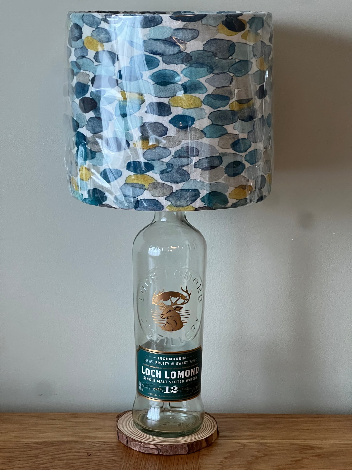 Loch Lomond Whisky 'paired' with Abstract Velvet Shade